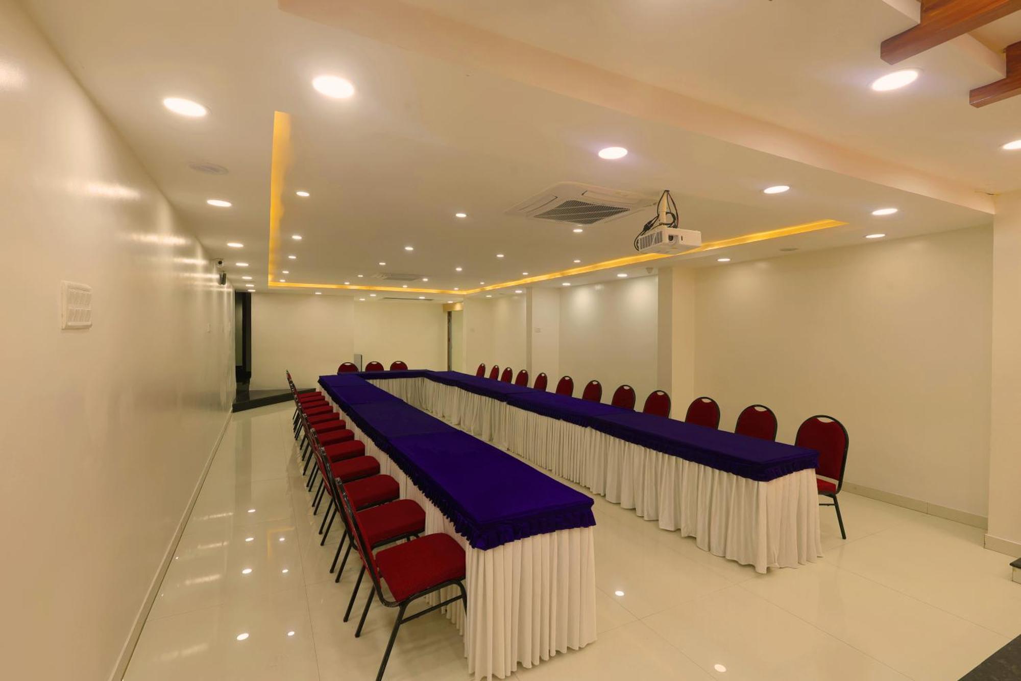 Grand Regency Rajajinagar, Iskcon Temple - Wtc Bangalore Exterior foto